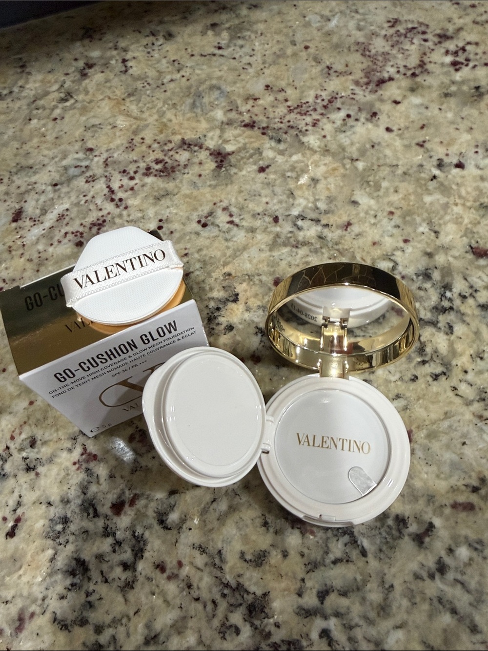 Valentino - Picture 5 of 5